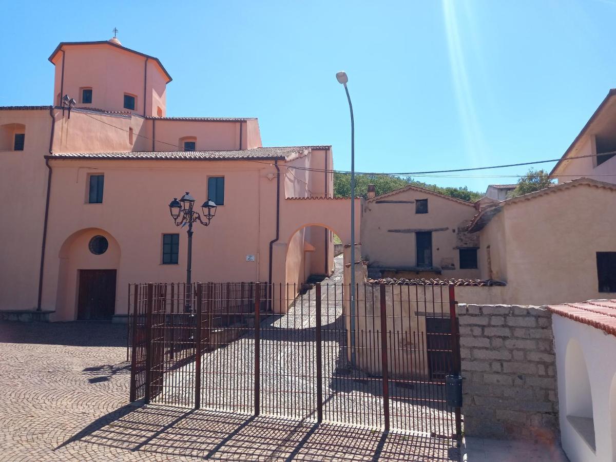 "B&B Santu Giuvanni" Fonni Dış mekan fotoğraf